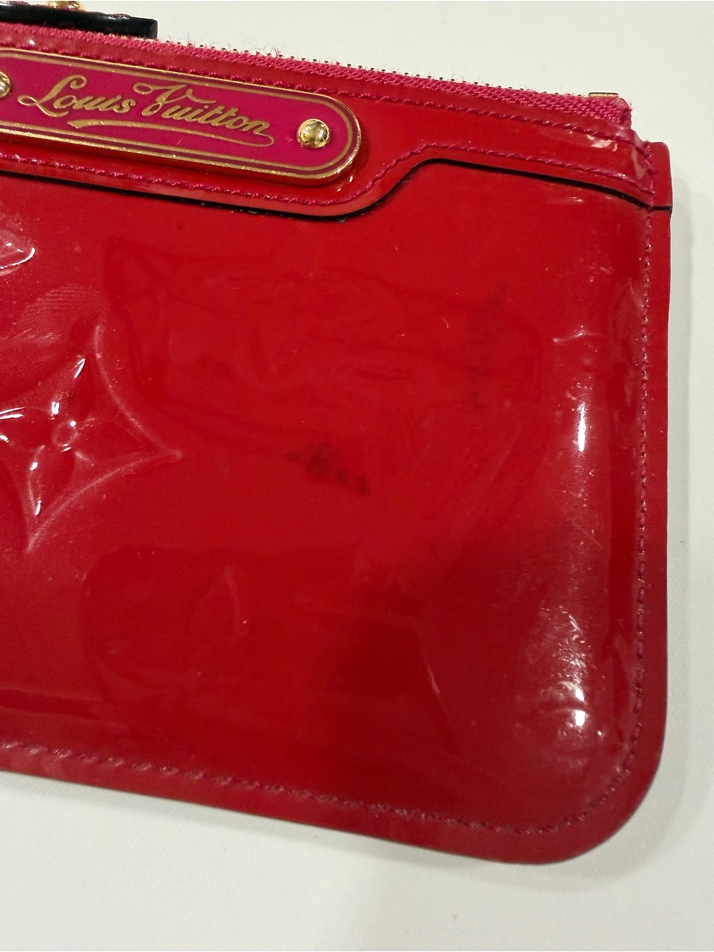 ✨ Authentic Louis Vuitton Vernis Key Cles -W/ Entrupy COA ✨ - Picture 3 of 11